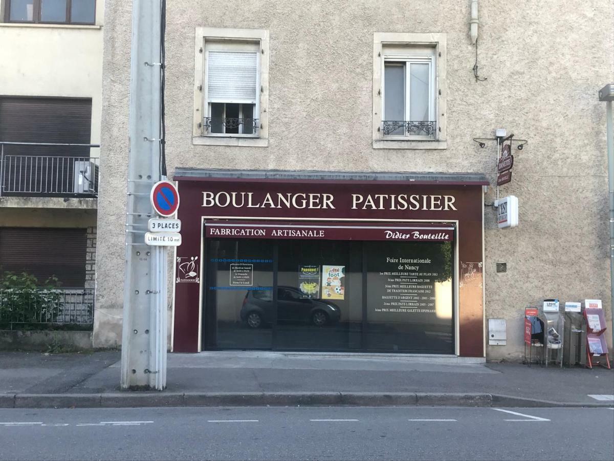 Appartement Moderne et Parking Privé Toul Buitenkant foto
